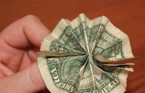 Money Origami, Flower Edition: 10 Different Ways to Fold a Dollar Bill ...