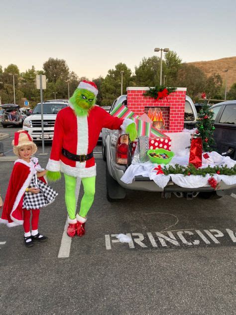 Grinch Themed Trunk or Treat