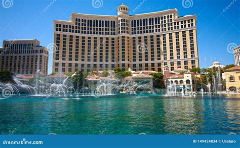 Fountains of Bellagio in Las Vegas. Editorial Stock Image - Image of ...