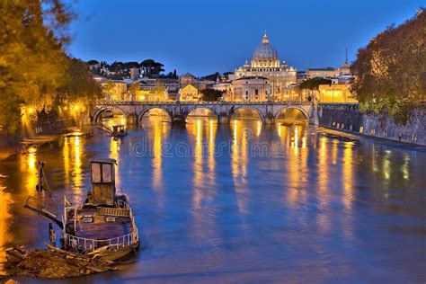 St. Peter S Basilica at Night Stock Image - Image of holy, night: 2460827