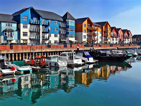 Exmouth Marina 1 © susie peek cc-by-sa/2.0 :: Geograph Britain and Ireland