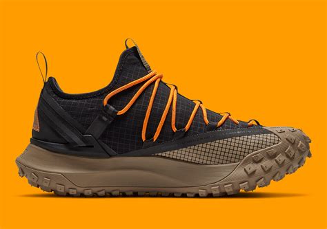 Nike ACG Mountain Fly Low DA5424-200 Release Date | SneakerNews.com