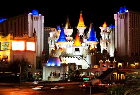 Excalibur Hotel and Casino, Las Vegas, 10th Biggest In The World - Popcane