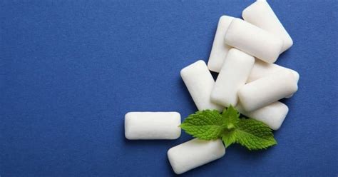 10 Best Sugar-Free Keto Chewing Gum Brands (2022 Review) - KetoASAP