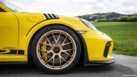 Porsche 911 GT3 RS | 2019MY Weissach Package (Color: Racing Yellow) | Wheel