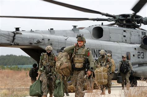 Weather hinders search for 5 Marines despite missing helicopter being ...