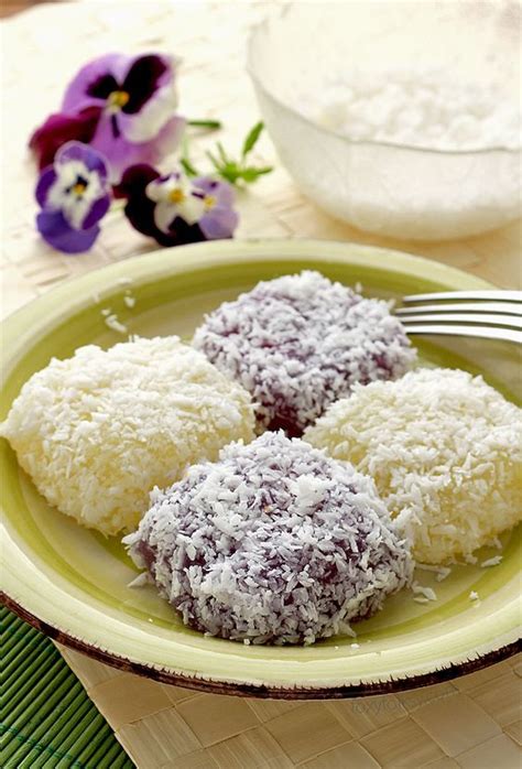 Pichi Pichi Recipe - Foxy Folksy | Recipe | Filipino food dessert, Filipino desserts, Recipes