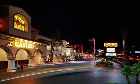 Gold Coast Hotel and Casino | Las Vegas, NV 89103