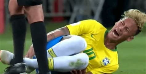 7 hilarious dives from the FIFA World Cup so far (VIDEOS) | Offside