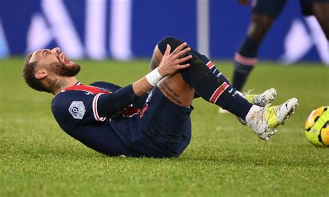Neymar Sustains Another Serious Injury During Last Night's PSG Match