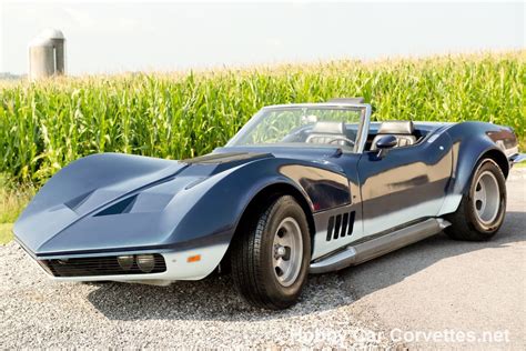 1968 Corvette "Mako Shark" the Concept Design that basically would become the "Stingray ...