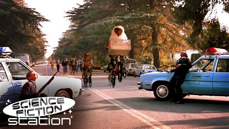 Bicycle Chase | E.T. The Extra-Terrestrial | Science Fiction Station ...