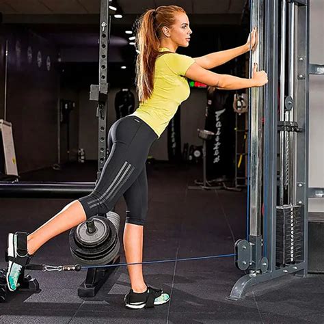 Glute Kickback: Benefits, Variations and How To Do