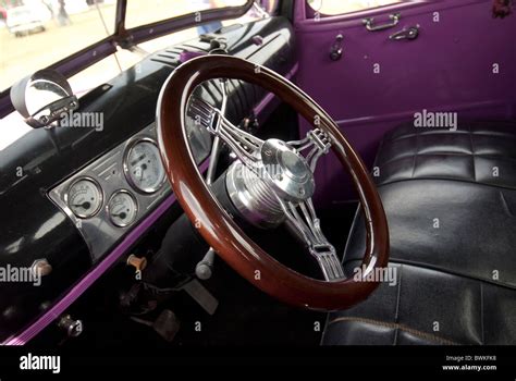 Classic hot rod interior hi-res stock photography and images - Alamy