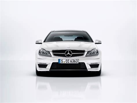 Mercedes C 63 AMG Coupe Official Details and Photos - autoevolution