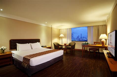 The Twin Towers Hotel Bangkok | Official Website | Family Room