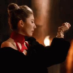 Dichen Lachman Altered Carbon GIF - Dichen Lachman Altered Carbon Netflix - Discover & Share GIFs