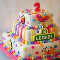 Sesame Street 2nd Birthday Cake - Cake by Jennifer's - CakesDecor