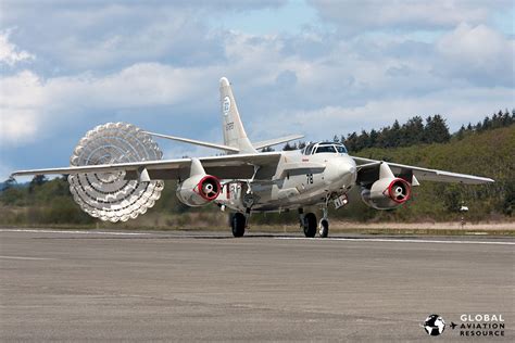 Douglas A-3 "Skywarrior" landing. | Magic flight, Aircraft, Fighter jets