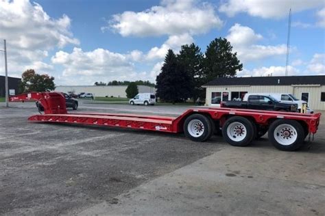 Advantages of Lowboy Trailer