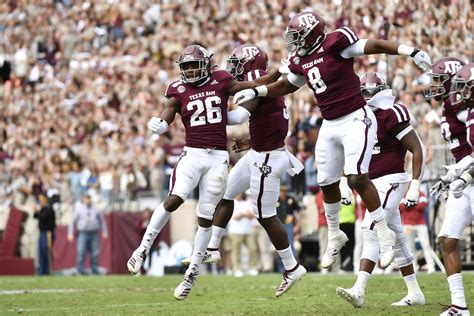 Texas A&M Football: Aggies are in a scrappy recruiting battle with Texas