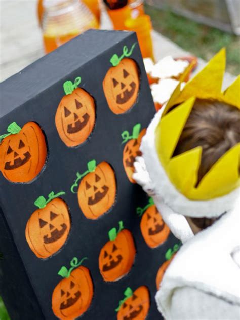 Halloween Party Game: Pumpkin Pickin' | HGTV