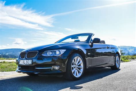 2010 BMW 330d Convertible E93 – Find Me Cars