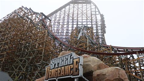 Cedar Point premieres record-breaking hybrid coaster Steel Vengeance