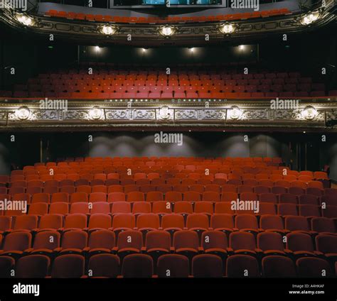 WATFORD PALACE THEATRE, WATFORD, UK Stock Photo - Alamy