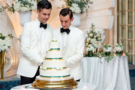 Brian & John: From Tinder to Hinge, Second Time's a Charm! — MEN'S VOWS