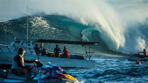 Inside the World Surf League’s First-Ever Big-Wave Competition for ...