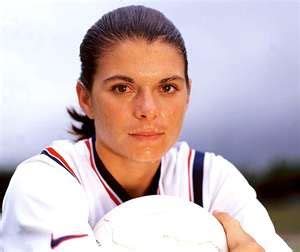 Biography: Mia Hamm Biography USA Soccer Player Current News Olympic Profile.