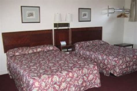 Bassett Motel - UPDATED 2017 Prices & Reviews (Williamsburg, VA) - TripAdvisor