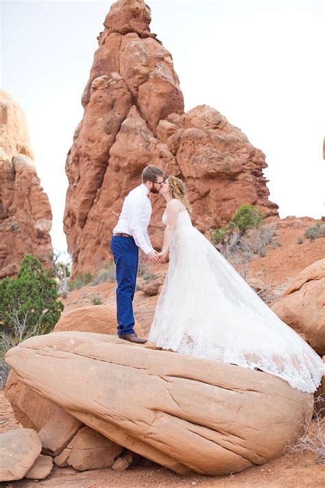 Moab desert, Desert wedding, Photography