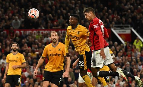 Wolves rue penalty decision as Ten Hag hails United's fighting spirit ...