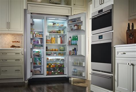 Sub-Zero 48" Classic Side-by-Side Refrigerator/Freezer with Dispenser - Panel Ready (BI-48SD/O)