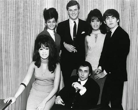 The Ronettes: Galeria de fotos The Ronettes | Ronnie spector, Beatles ...