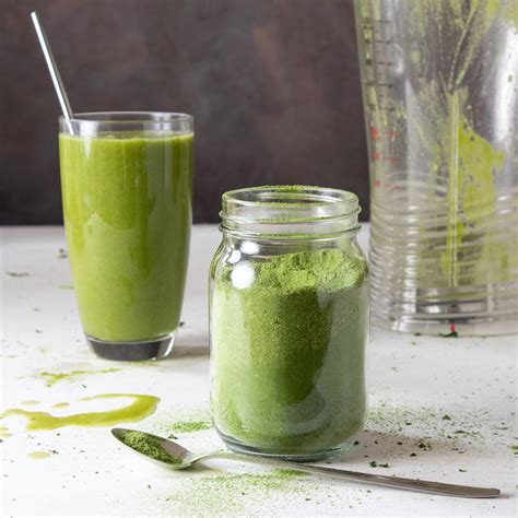 Boost your smoothies with this DIY dehydrated super greens powder - Luvele US