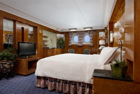 The Queen Mary Hotel - Historic Luxury Liner In Long Beach