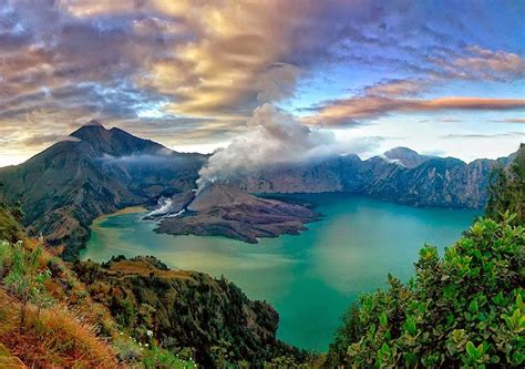 8 Poin Penting Tentang Danau Segara Anak di Rinjani yang Bikin Lo ...