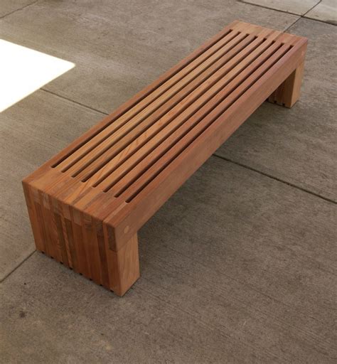 free-backless-simple-wood-bench-plans | Banco ao ar livre, Projetos bancada, Móveis para jardim