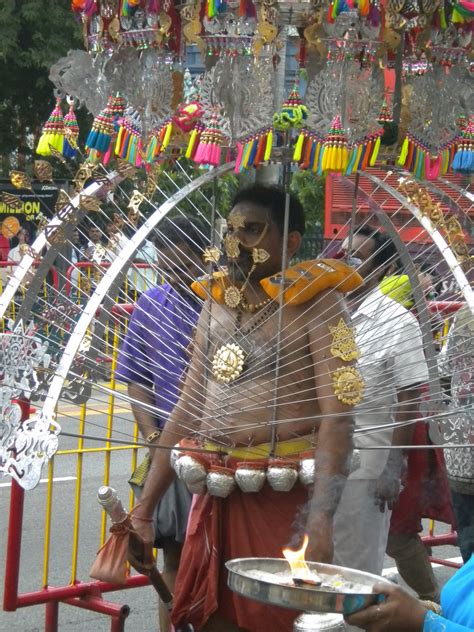 Casting About Singapore: Thaipusam Festival