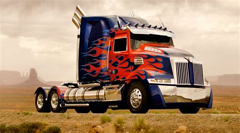 Optimus Prime Truck Wallpaper - WallpaperSafari