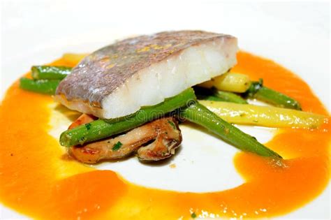 Fine Dining, John Dory Fish Fillet Stock Photo - Image: 37142860