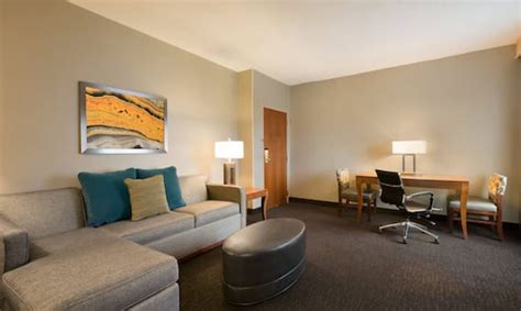 Embassy Suites Nashville Cool Springs a Franklin, TN Hotel