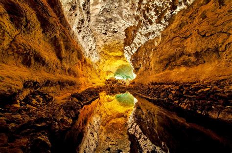 Cueva de los Verdes – Wikipedia