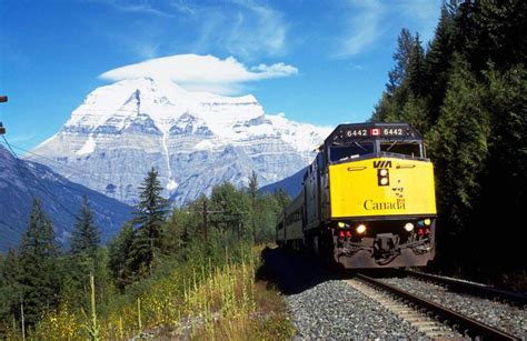 Canada’s most scenic rail trips aren’t just in B.C., you know - The Globe and Mail