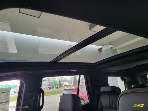 2022 Chevrolet Tahoe RST 4WD Sunroof Photos | GTCarLot.com