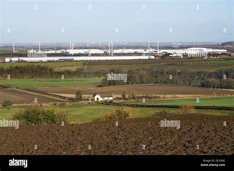 Nissan sunderland plant hi-res stock photography and images - Alamy