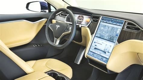 Here's Every Major Tesla Model S Software Update Since 2012 - autoevolution